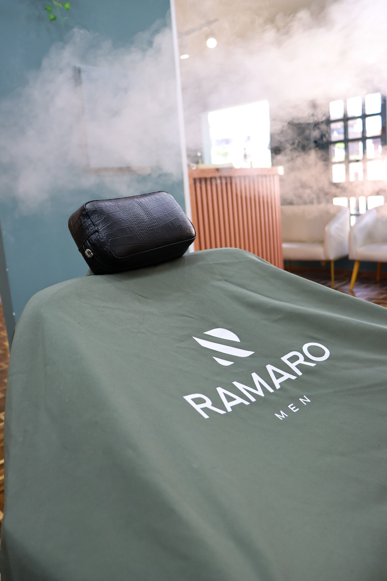 Capa Ramaro Men
